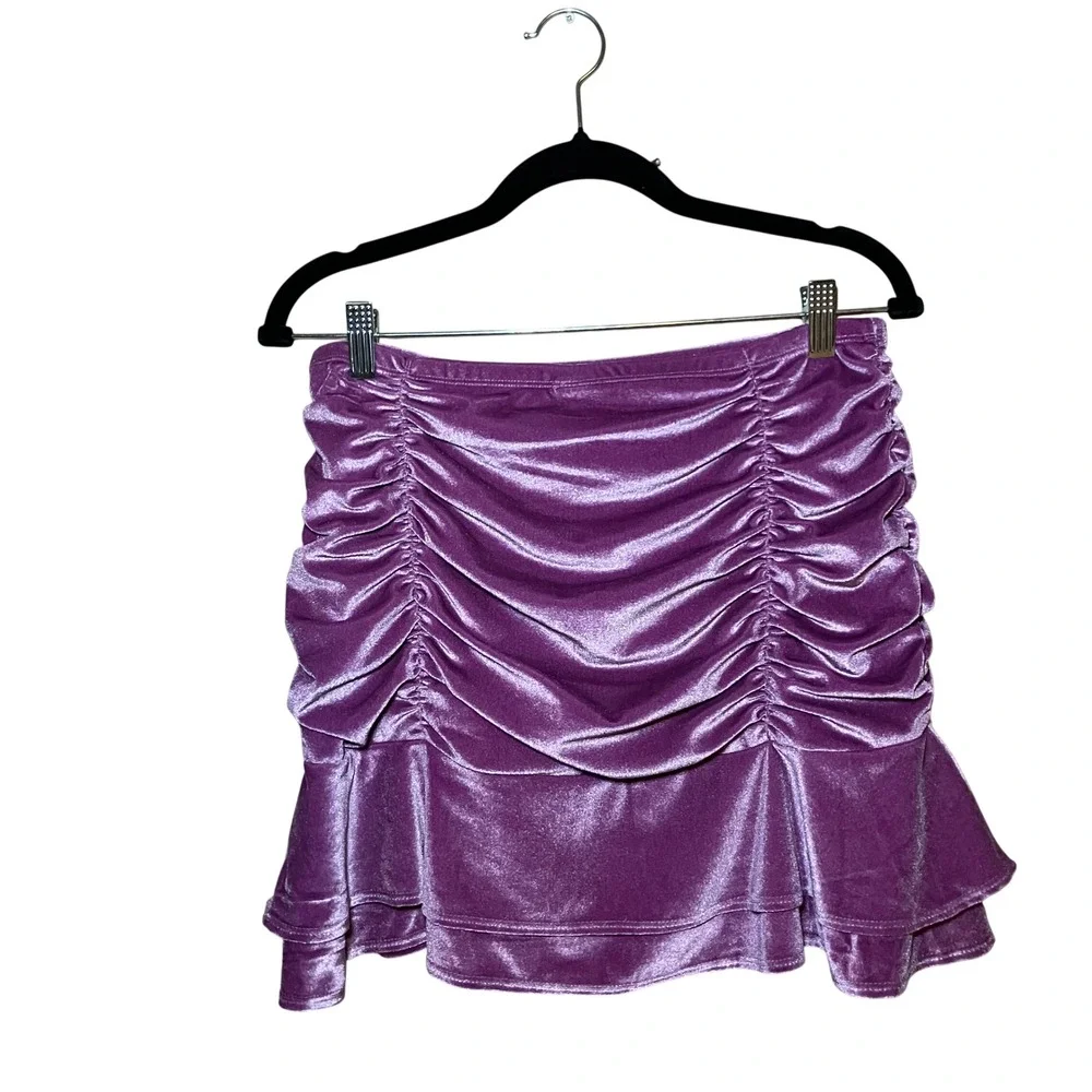 Wild Fable Ruched Velvet Mini Skirt Women's Medium Purple Ruffle Hem Y2K Retro